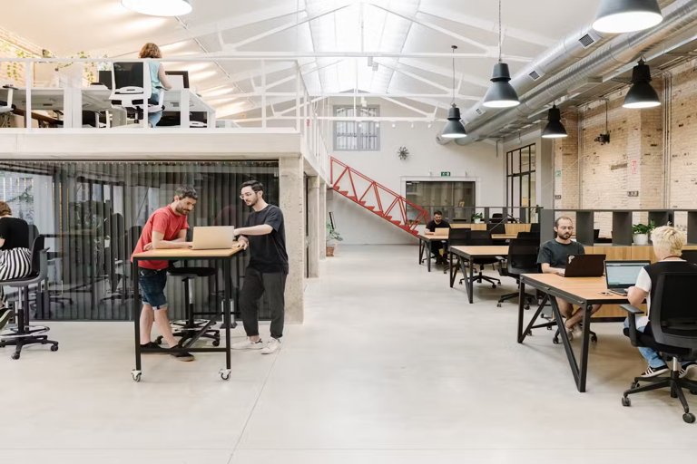 El auge del coworking transforma el ritmo laboral en Valencia